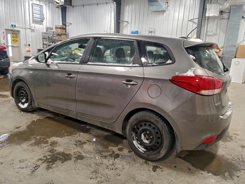 Photo 2 from auction – 2016 KIA RONDO with VIN KNAHT8A35G7126354