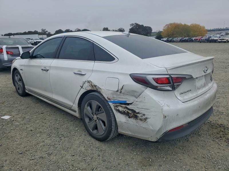 Photo 2 from auction – 2017 HYUNDAI SONATA with VIN KMHE54L26HA072706