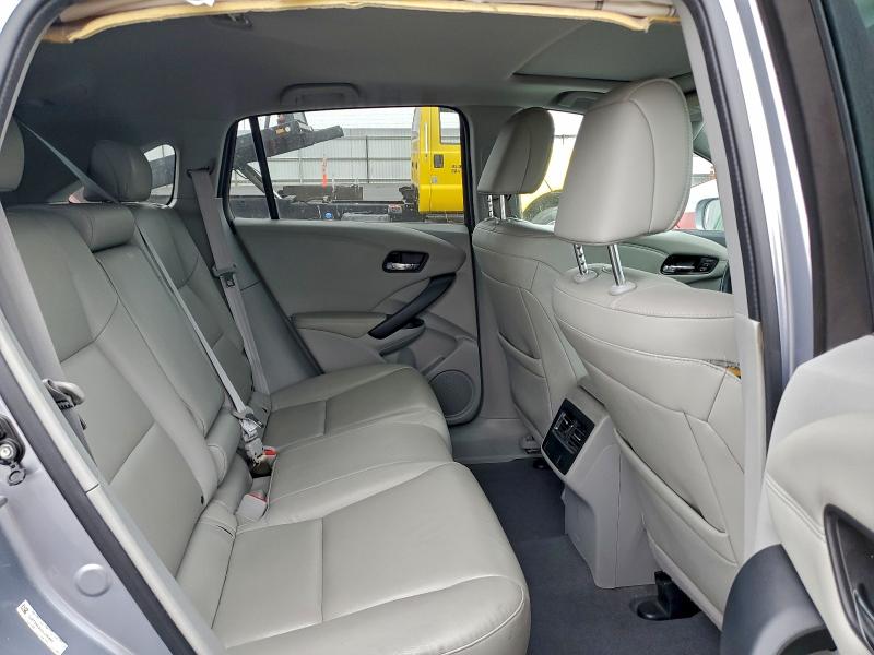 Photo 11 from auction – 2016 ACURA RDX with VIN 5J8TB4H33GL015485