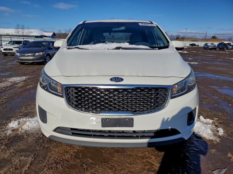 Photo 5 from auction – 2016 KIA SEDONA with VIN KNDMB5C18G6189808