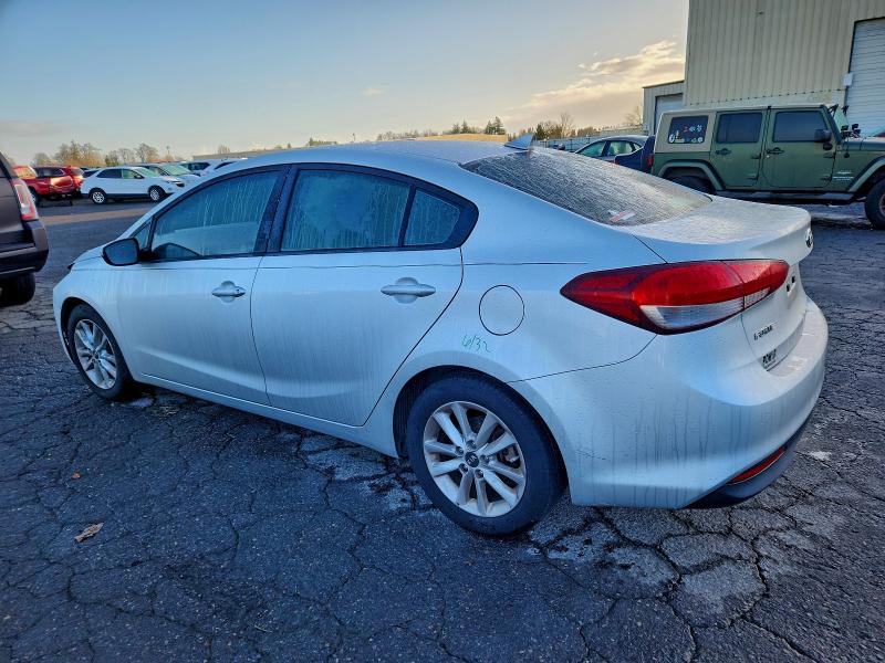 Photo 2 from auction – 2017 KIA FORTE LX with VIN 3KPFL4A77HE151585