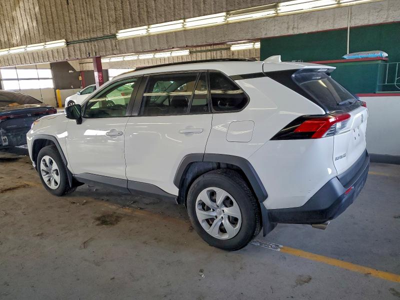 Photo 2 from auction – 2019 TOYOTA RAV4 LE with VIN JTMF1RFV0KD046194