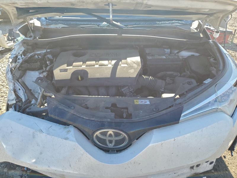 Photo 11 from auction – 2019 TOYOTA C-HR XLE with VIN NMTKHMBX8KR097529