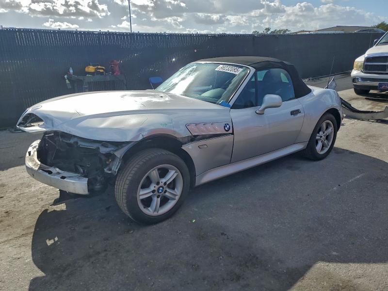 BMW Z3 2.3 2000 with VIN 4USCH9343YLG02827 - Photo from auction