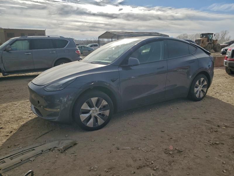 TESLA MODEL Y 2023 with VIN 7SAYGDEDXPF940421 - Photo from auction