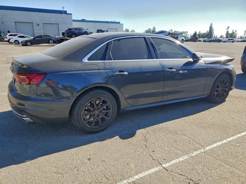 Zdjęcie 3 z aukcji – 2022 AUDI A4 PREMIUM z VIN WAUABAF44NA007045