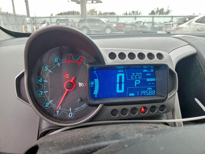 Photo 9 from auction – 2015 CHEVROLET SONIC LT with VIN 1G1JC5SG7F4171910