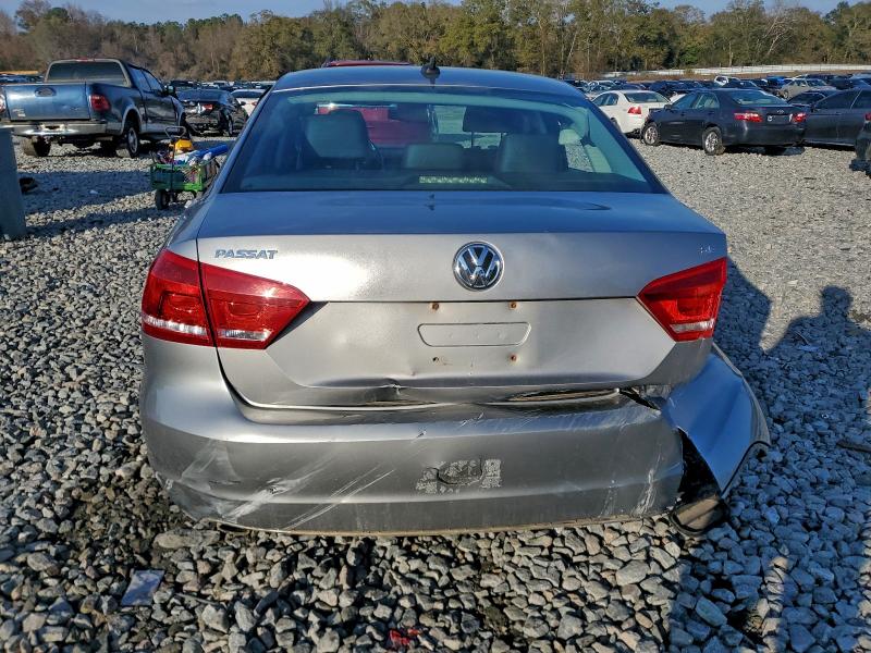 Photo 6 from auction – 2012 VOLKSWAGEN PASSAT SE with VIN 1VWBH7A30CC030988