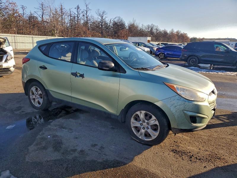 Photo 4 from auction – 2010 HYUNDAI TUCSON with VIN KM8JT3AC5AU070900