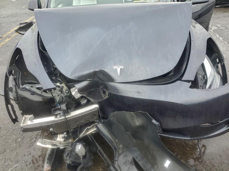 Photo 11 from auction – 2024 TESLA MODEL Y with VIN 7SAYGDEE3RA225439