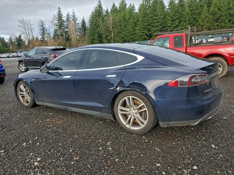 Photo 2 from auction – 2013 TESLA MODEL S with VIN 5YJSA1AG7DFP09555