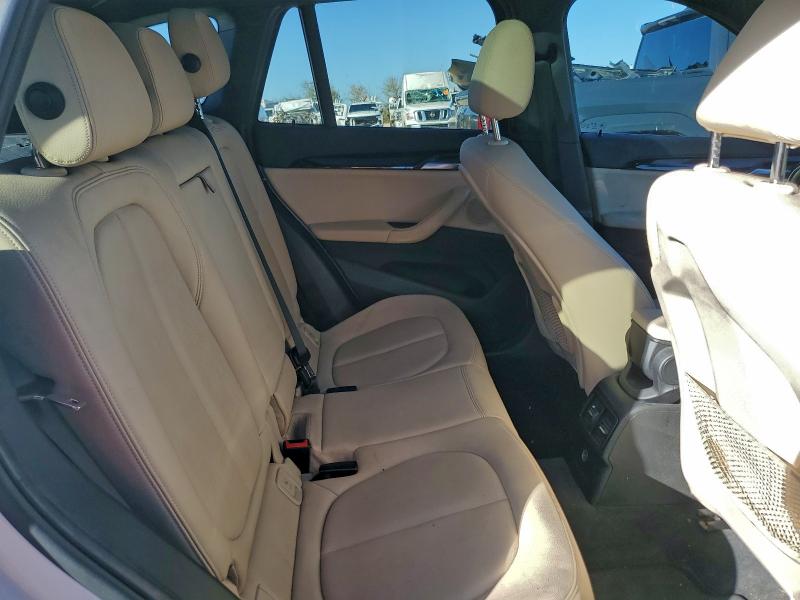 Photo 10 from auction – 2018 BMW X1 with VIN WBXHU7C39J5L05512