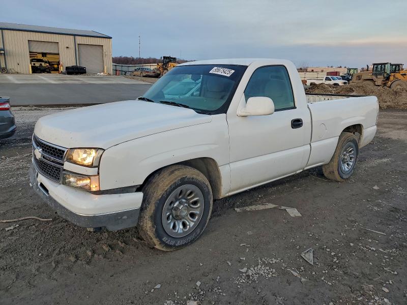 CHEVROLET SILVERADO 2007 with VIN 3GCEC14X27G231711 - Photo from auction