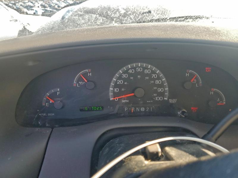 Photo 9 from auction – 2004 FORD F-150 HERI with VIN 2FTRF17W24CA04152