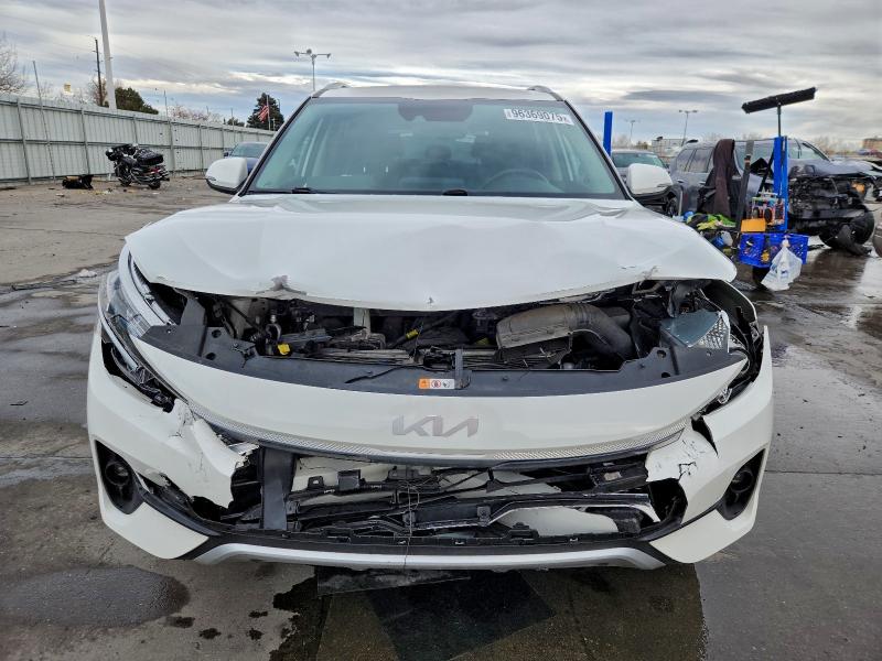 Photo 5 from auction – 2023 KIA SELTOS S with VIN KNDEUCAA7P7394097