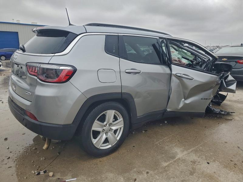 Photo 3 from auction – 2022 JEEP COMPASS LA with VIN 3C4NJCBB8NT137300