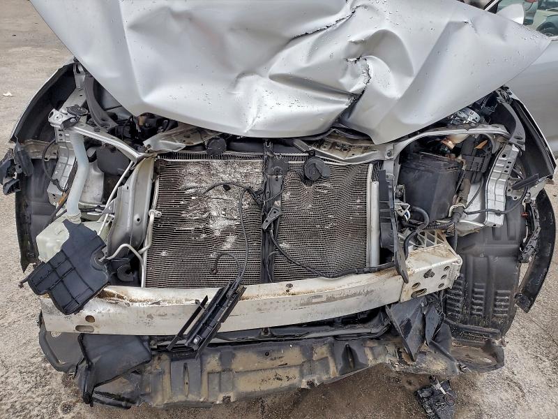 Photo 12 from auction – 2019 TOYOTA HIGHLANDER with VIN 5TDZARFH4KS055167