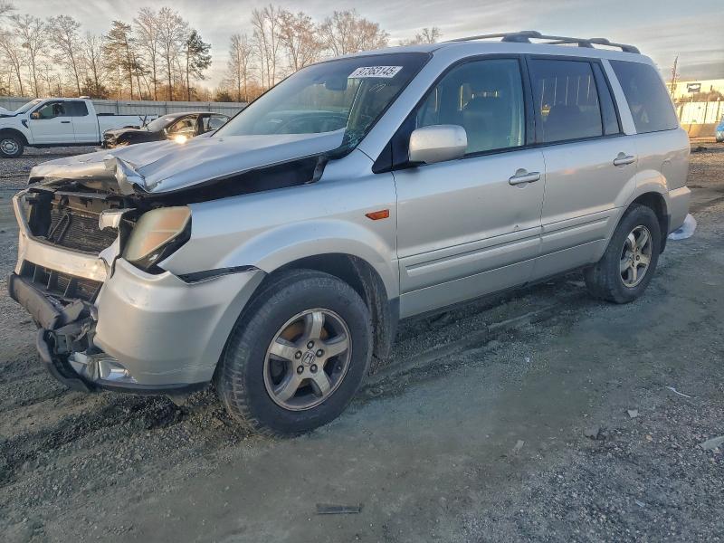 Фото 1 с аукциона – 2006 HONDA PILOT EX с VIN 5FNYF18586B009630