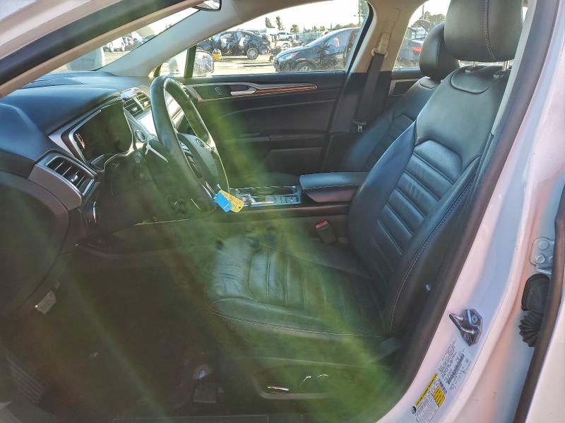 Photo 7 from auction – 2017 FORD FUSION SE with VIN 3FA6P0LU2HR359565