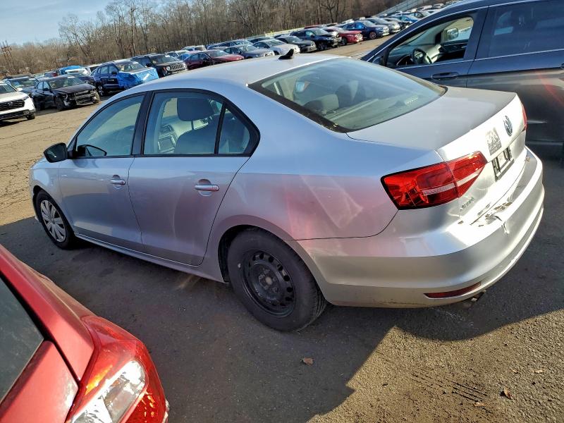 Photo 2 from auction – 2015 VOLKSWAGEN JETTA BASE with VIN 3VW1K7AJ5FM347826
