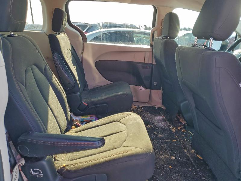 Photo 11 from auction – 2017 CHRYSLER PACIFICA T with VIN 2C4RC1DG8HR521352