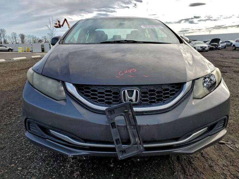 Photo 5 from auction – 2013 HONDA CIVIC with VIN 2HGFB2F50DH581523