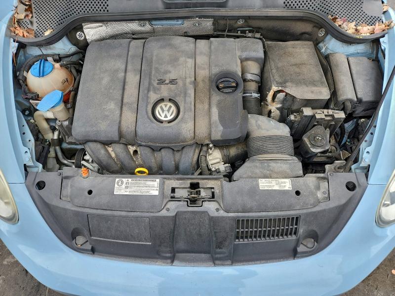 Photo 11 from auction – 2013 VOLKSWAGEN BEETLE with VIN 3VWJX7AT7DM679704