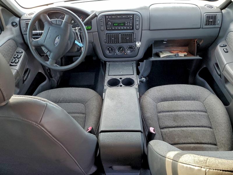 Photo 8 from auction – 2005 FORD EXPLORER X with VIN 1FMZU72K15ZA65733