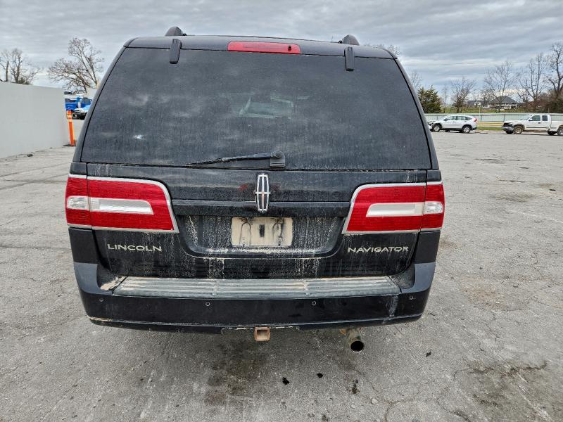 Photo 6 from auction – 2013 LINCOLN NAVIGATOR with VIN 5LMJJ2J56DEL09092