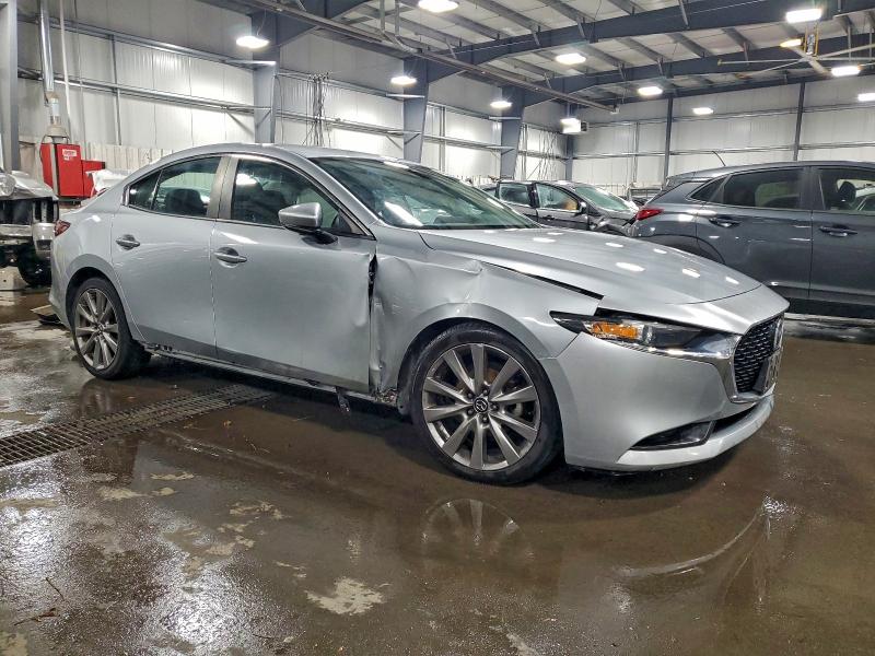 Photo 4 from auction – 2019 MAZDA 3 SELECT with VIN 3MZBPAAL2KM108765