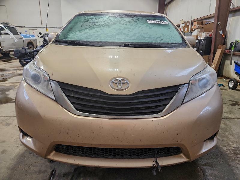 Photo 5 from auction – 2011 TOYOTA SIENNA LE with VIN 5TDJK3DC2BS007679