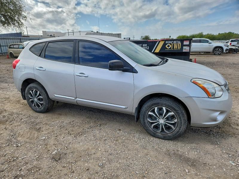 Photo 4 from auction – 2013 NISSAN ROGUE S with VIN JN8AS5MT6DW527645