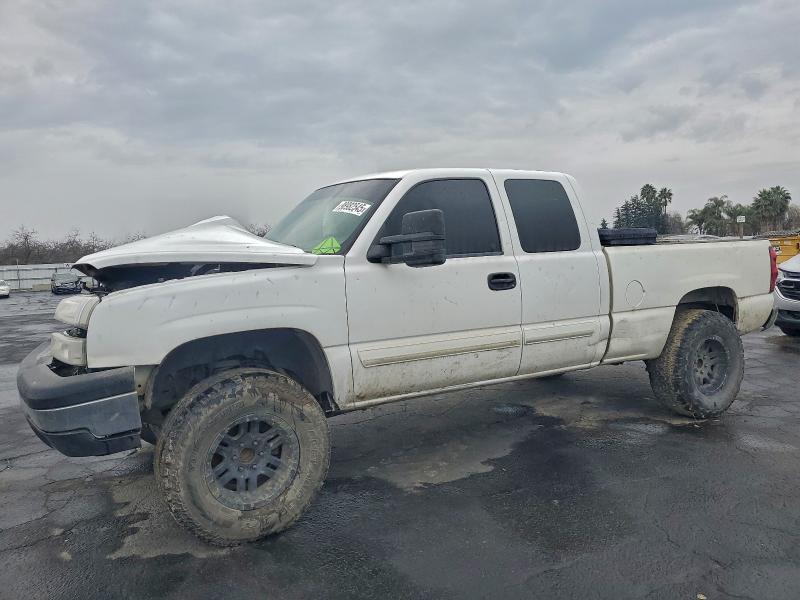 CHEVROLET SILVERADO 2005 with VIN 1GCEC19V85Z100593 - Photo from auction