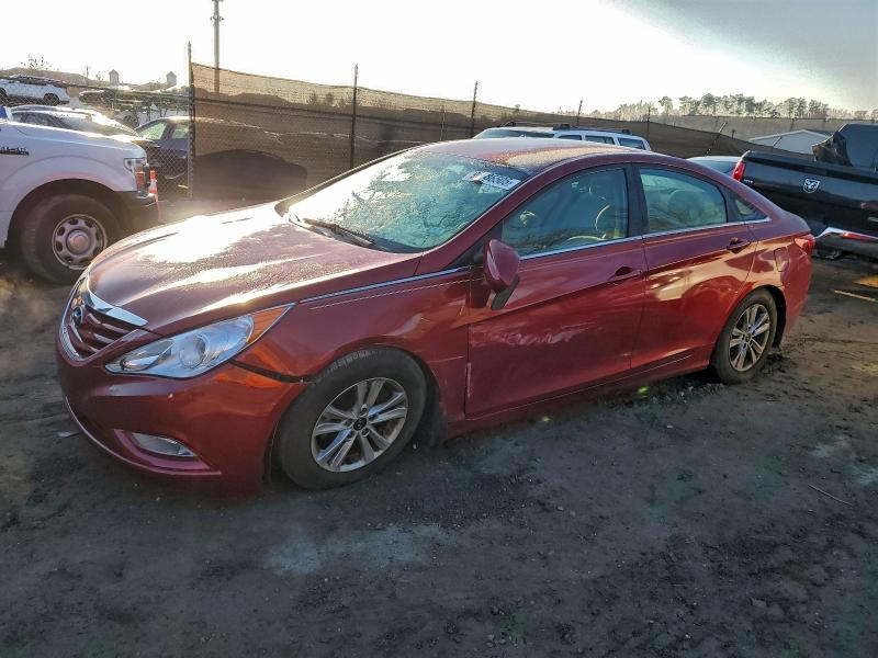 HYUNDAI SONATA 2013 with VIN 5NPEB4AC9DH710832 - Photo from auction