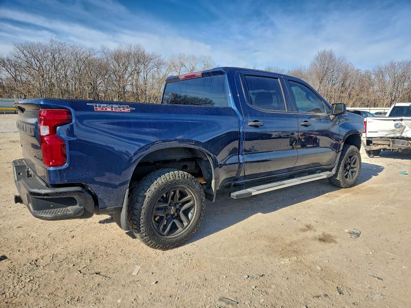 Photo 3 from auction – 2021 CHEVROLET SILVERADO with VIN 1GCPYCEF0MZ380822