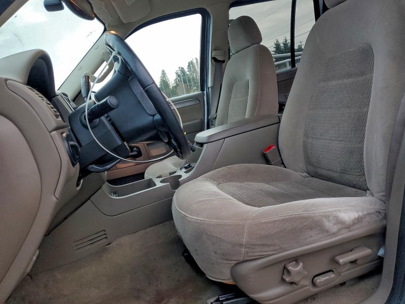 Photo 7 from auction – 2004 FORD EXPLORER X with VIN 1FMZU73K94ZA43797