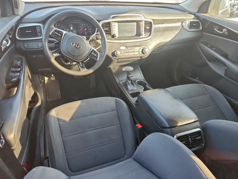 Photo 8 from auction – 2019 KIA SORENTO L with VIN 5XYPG4A34KG475903