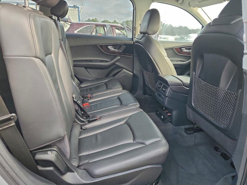 Photo 11 from auction – 2017 AUDI Q7 PREMIUM with VIN WA1LAAF74HD039631