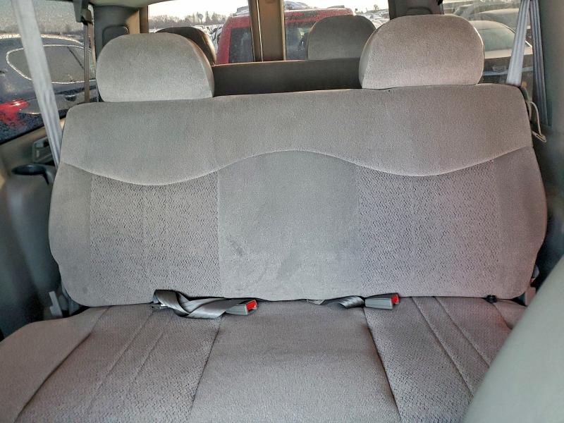 Photo 10 from auction – 2004 CHEVROLET ASTRO with VIN 1GNDM19X44B131672