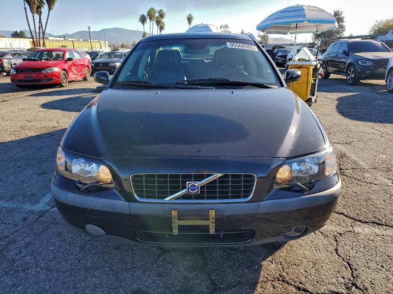 Photo 5 from auction – 2004 VOLVO S60 2.5T with VIN YV1RH59H142393940