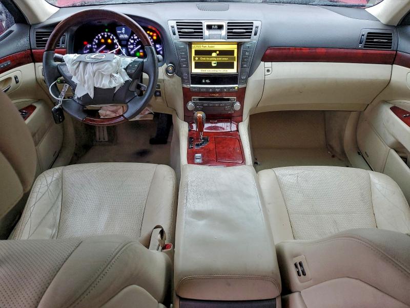 Photo 8 from auction – 2011 LEXUS LS 460 with VIN JTHBL5EF2B5107081