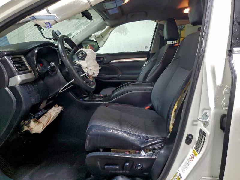Photo 7 from auction – 2014 TOYOTA HIGHLANDER with VIN 5TDZKRFH0ES006792