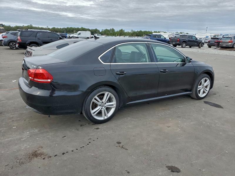 Photo 3 from auction – 2014 VOLKSWAGEN PASSAT SE with VIN 1VWBT7A31EC043556