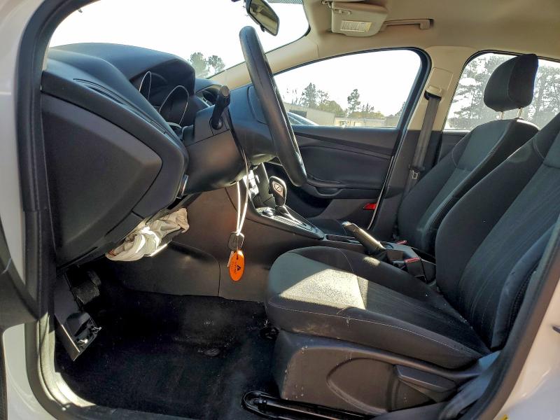 Photo 7 from auction – 2016 FORD FOCUS S with VIN 1FADP3E2XGL339484