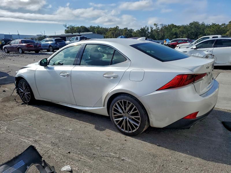 Photo 2 from auction – 2017 LEXUS IS 200T with VIN JTHBA1D20H5042818