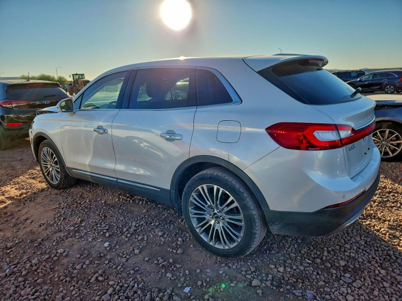 Photo 2 from auction – 2017 LINCOLN MKX RESERV with VIN 2LMPJ8LR9HBL28595