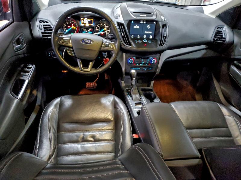 Photo 8 from auction – 2017 FORD ESCAPE SE with VIN 1FMCU9GD8HUB27724