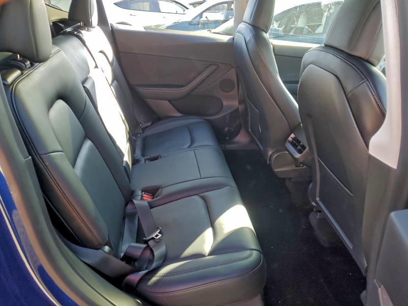 Photo 11 from auction – 2021 TESLA MODEL Y with VIN 5YJYGDEE7MF095223
