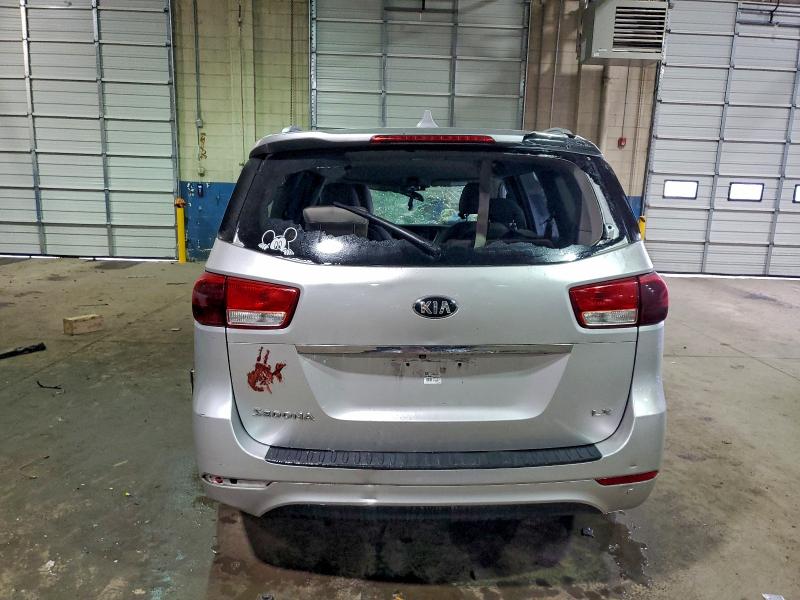 Photo 6 from auction – 2015 KIA SEDONA with VIN KNDMB5C13F6059594
