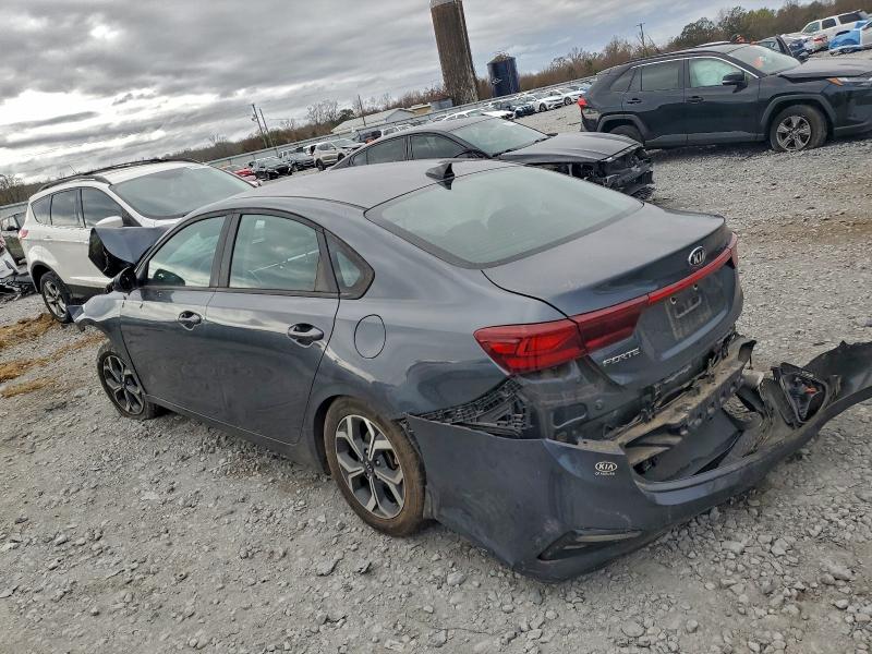 Photo 2 from auction – 2021 KIA FORTE FE with VIN 3KPF24AD5ME319503